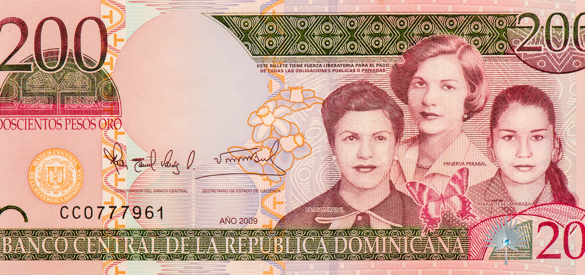 Canadian dollar deals to dominican peso